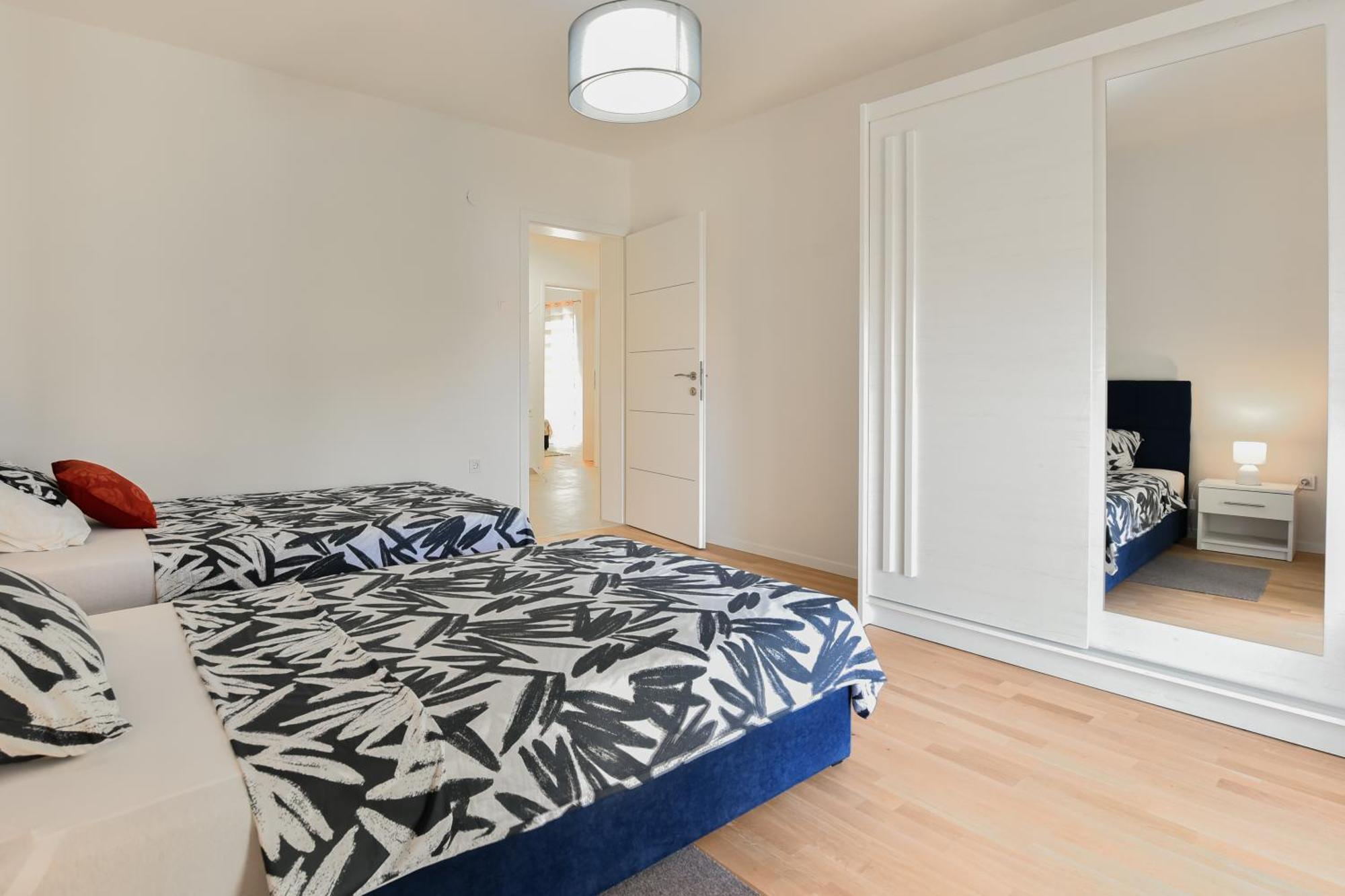 New Luxury 3 Bedroom 4 Air Conditioners Zara Esterno foto