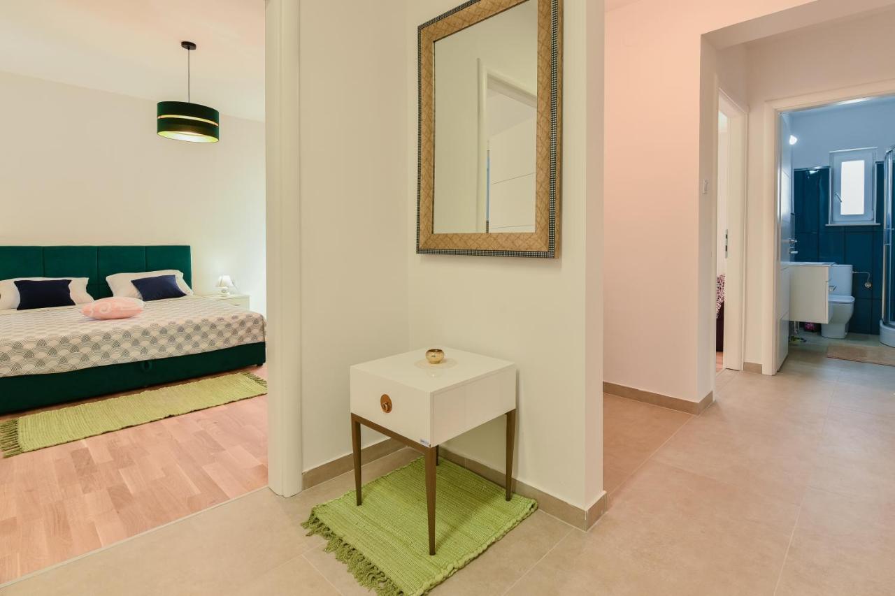 New Luxury 3 Bedroom 4 Air Conditioners Zara Esterno foto